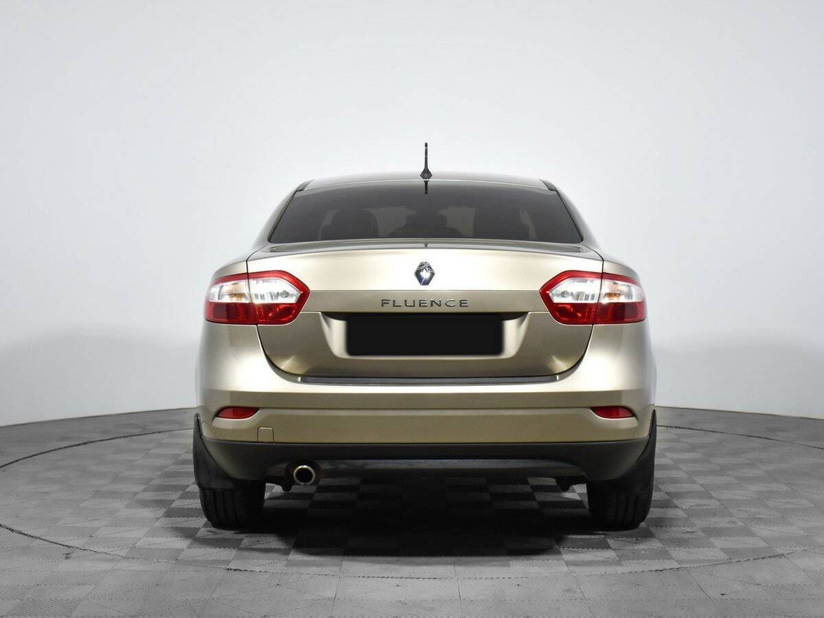 Renault Fluence с пробегом — 2013 год. Фото: #4