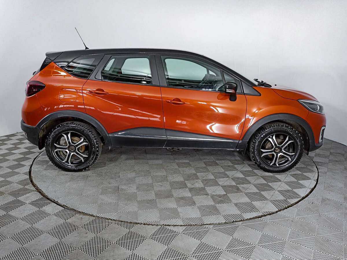 Renault Kaptur с пробегом — 2016 год. Фото: #3