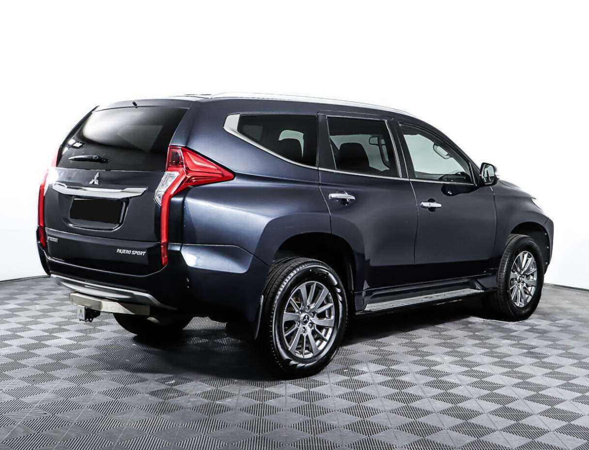 Mitsubishi Pajero Sport с пробегом — 2018 год. Фото: #4