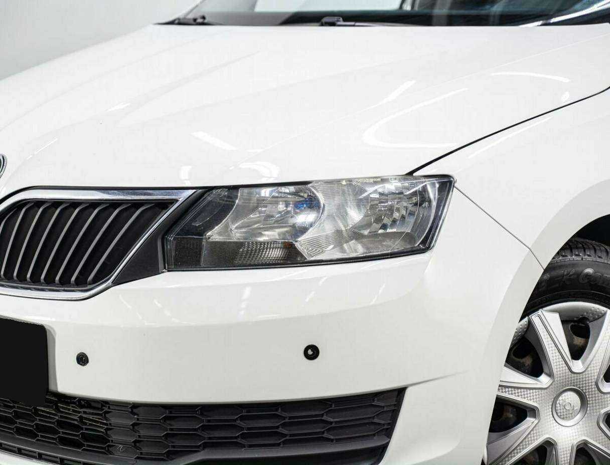 Skoda Rapid с пробегом — 2017 год. Фото: #7