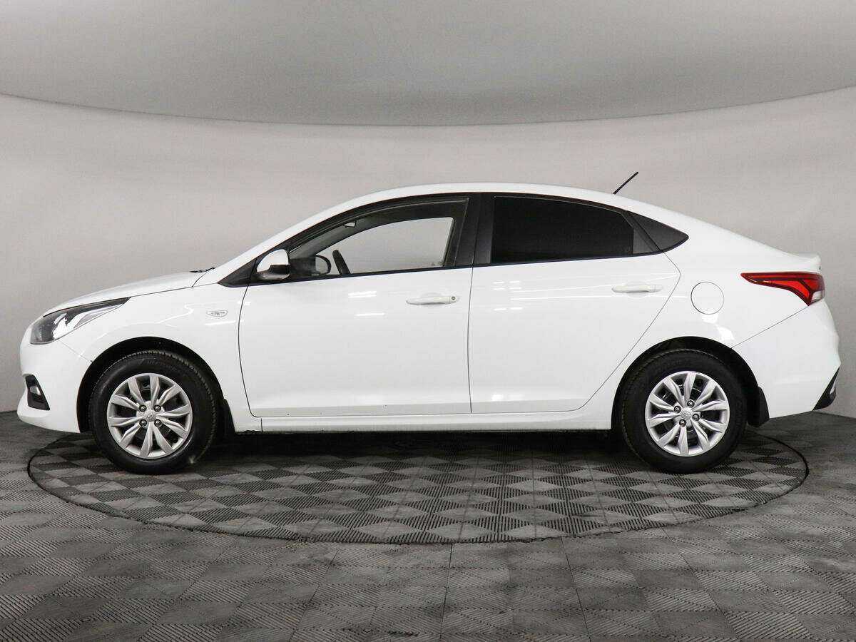 Hyundai Solaris с пробегом — 2018 год. Фото: #6