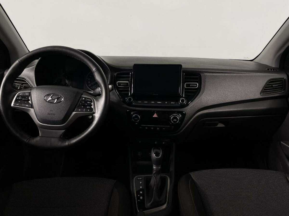 Hyundai Solaris с пробегом — 2021 год. Фото: #4