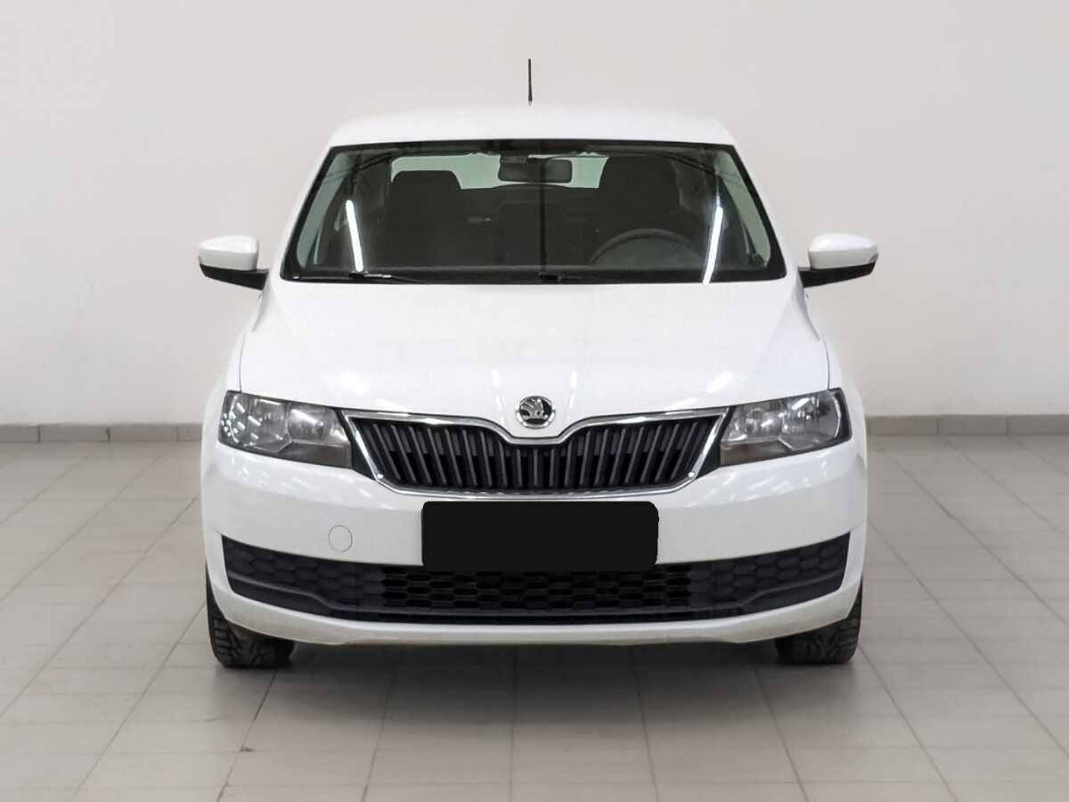 Skoda Rapid с пробегом — 2017 год. Фото: #1