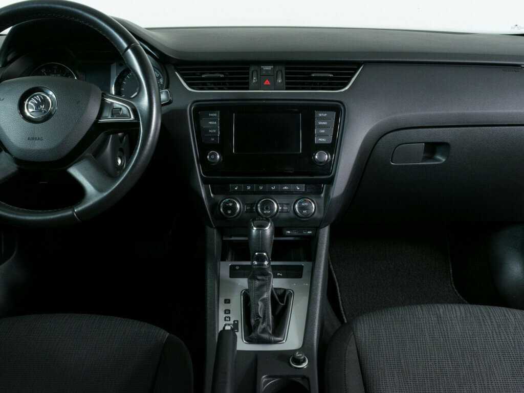 Skoda Octavia с пробегом — 2014 год. Фото: #7
