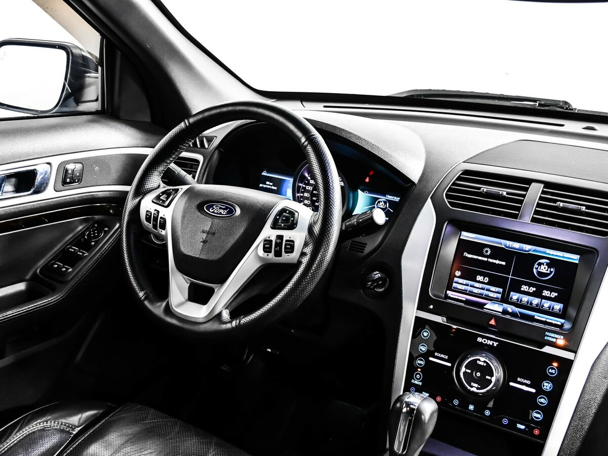 Ford Explorer с пробегом — 2013 год. Фото: #6