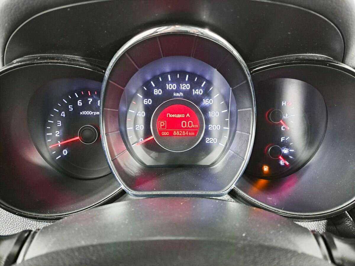 Kia Rio с пробегом — 2014 год. Фото: #9