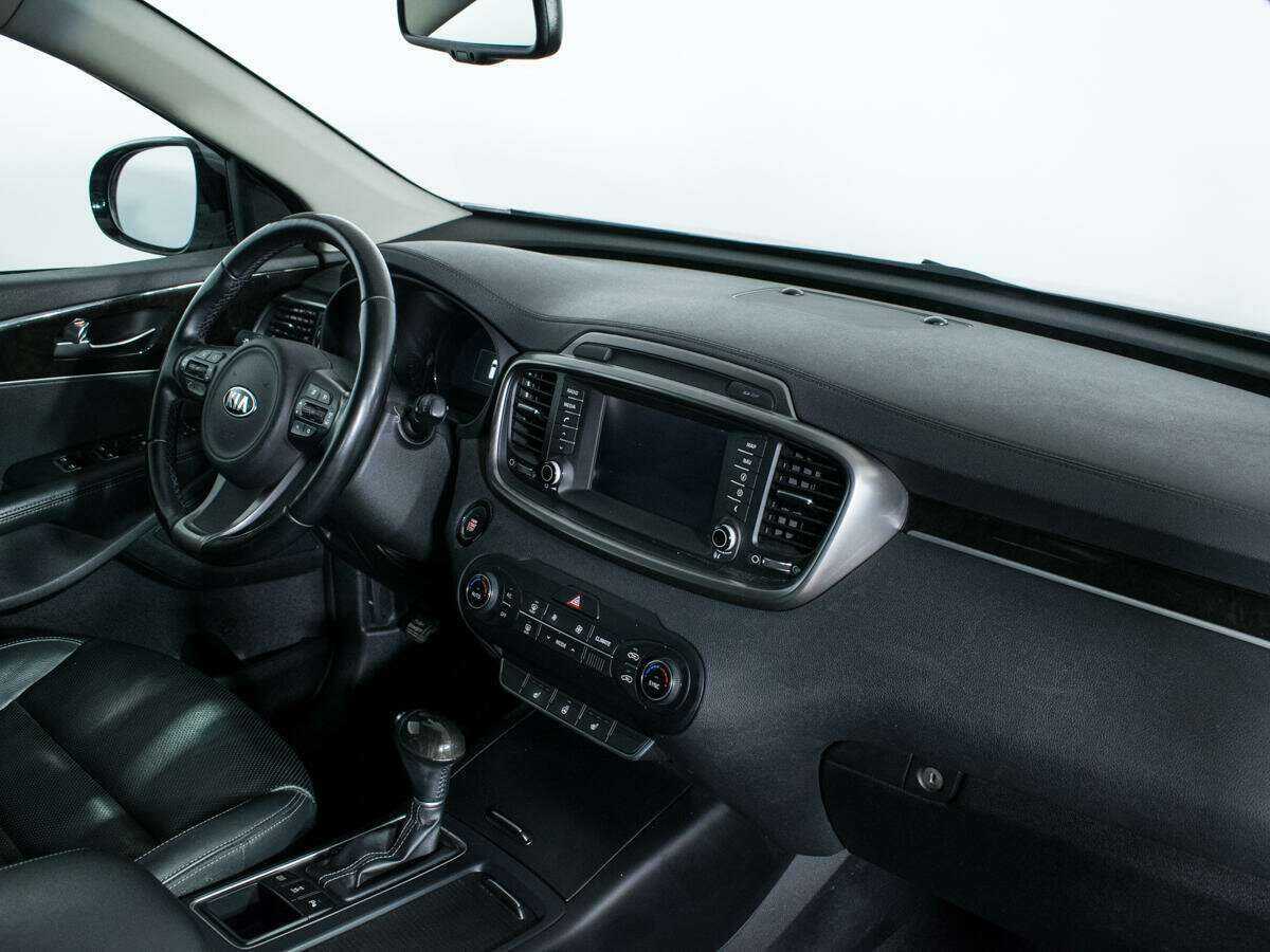 Kia Sorento с пробегом — 2017 год. Фото: #8