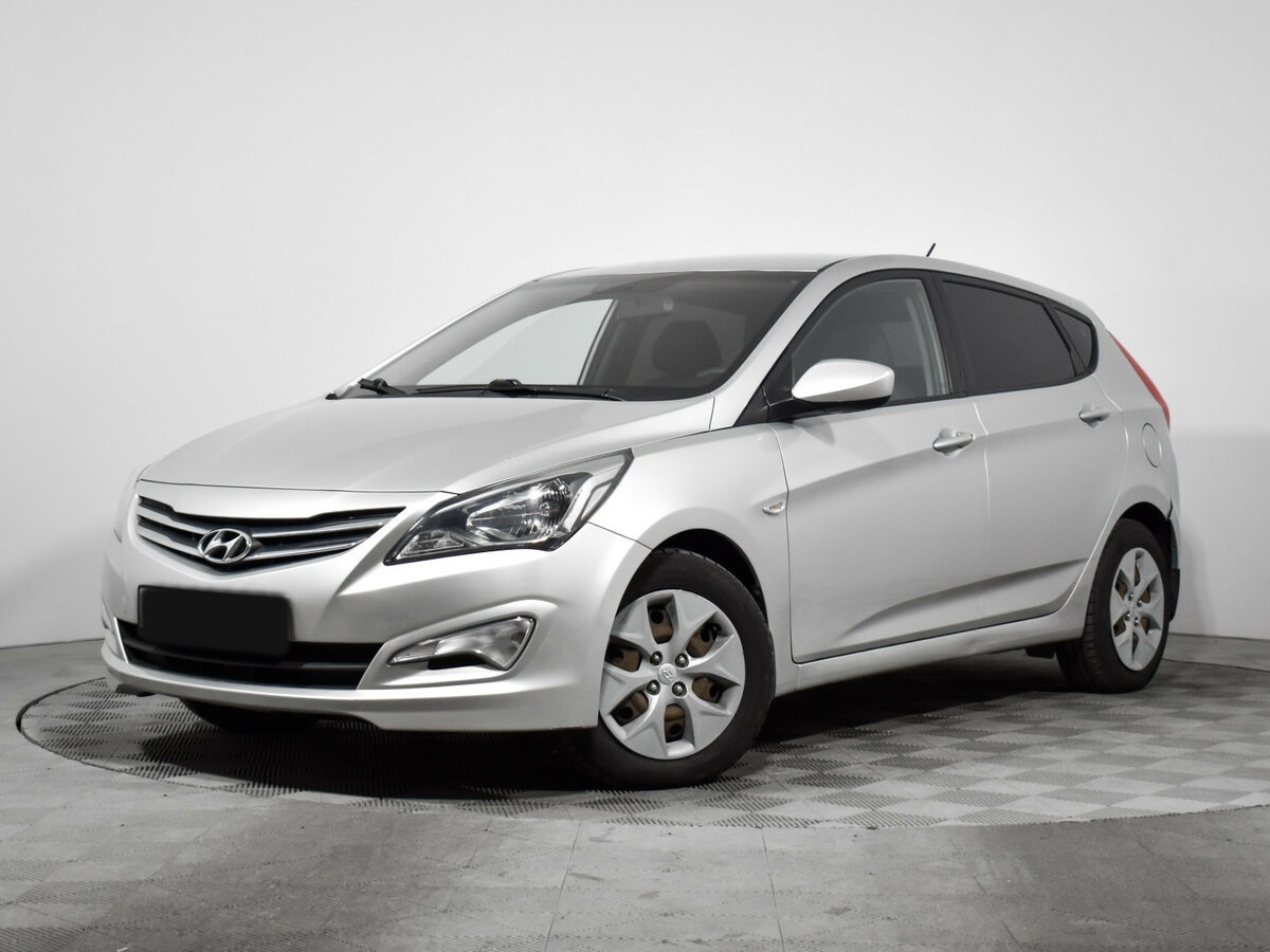 Hyundai Solaris с пробегом — 2015 год. Посмотреть фото