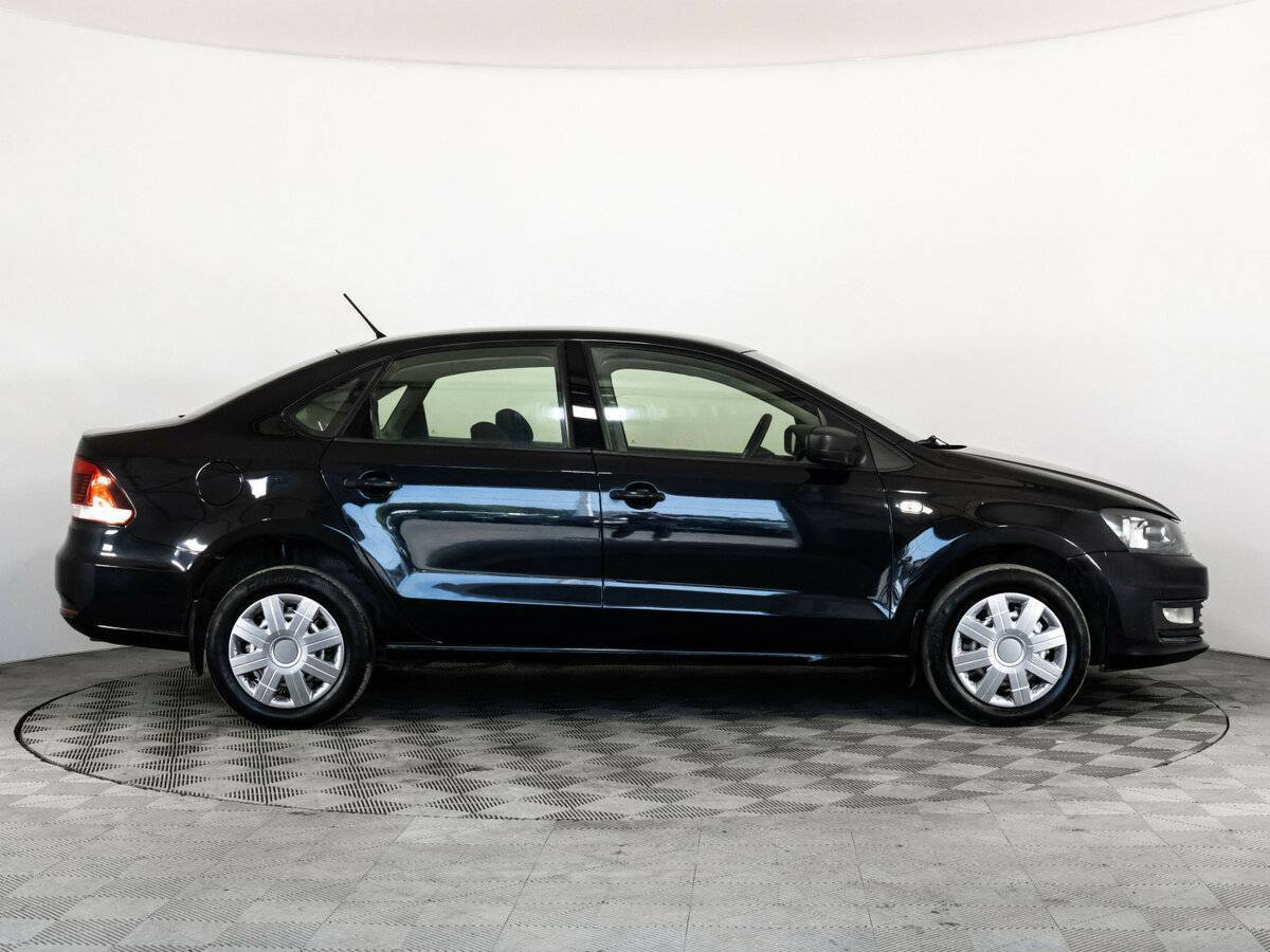 Volkswagen Polo с пробегом — 2016 год. Фото: #3