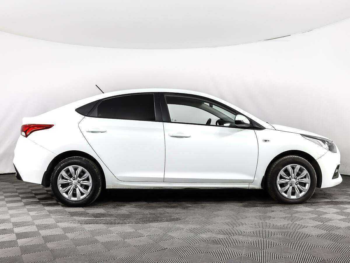 Hyundai Solaris с пробегом — 2019 год. Фото: #2