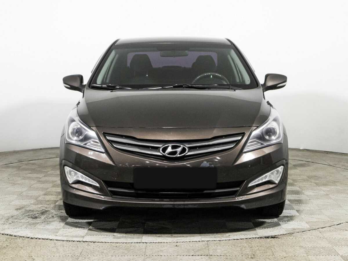 Hyundai Solaris с пробегом — 2016 год. Фото: #1