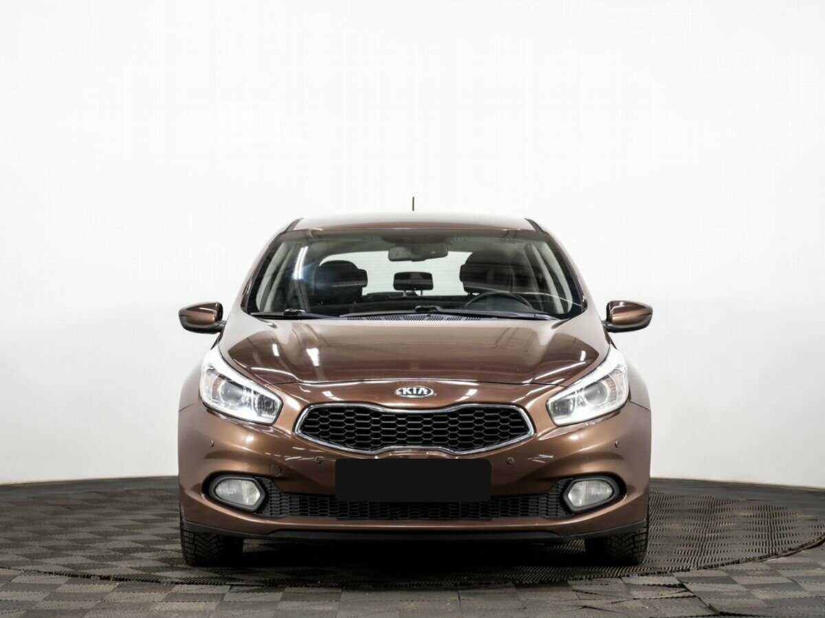 Kia Ceed с пробегом — 2014 год. Фото: #1