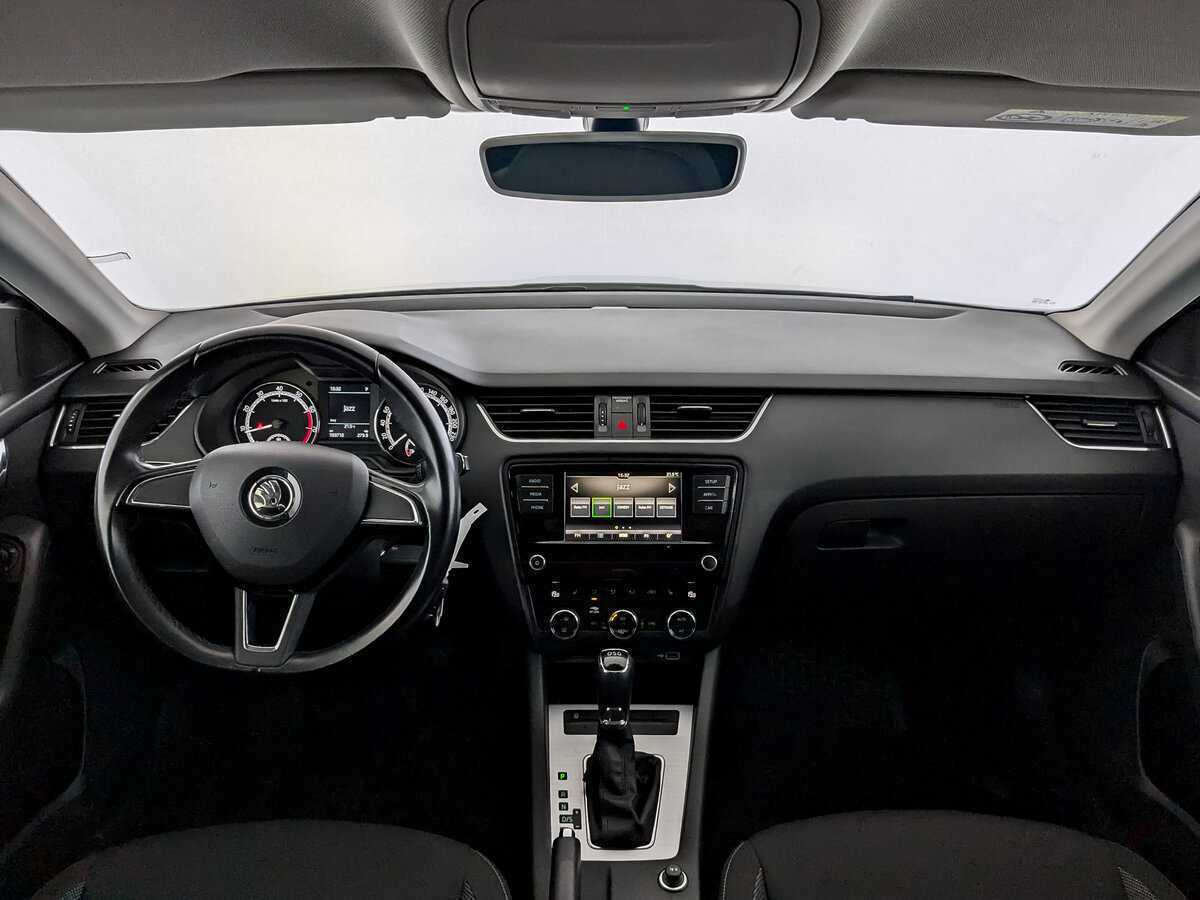 Skoda Octavia с пробегом — 2020 год. Фото: #13