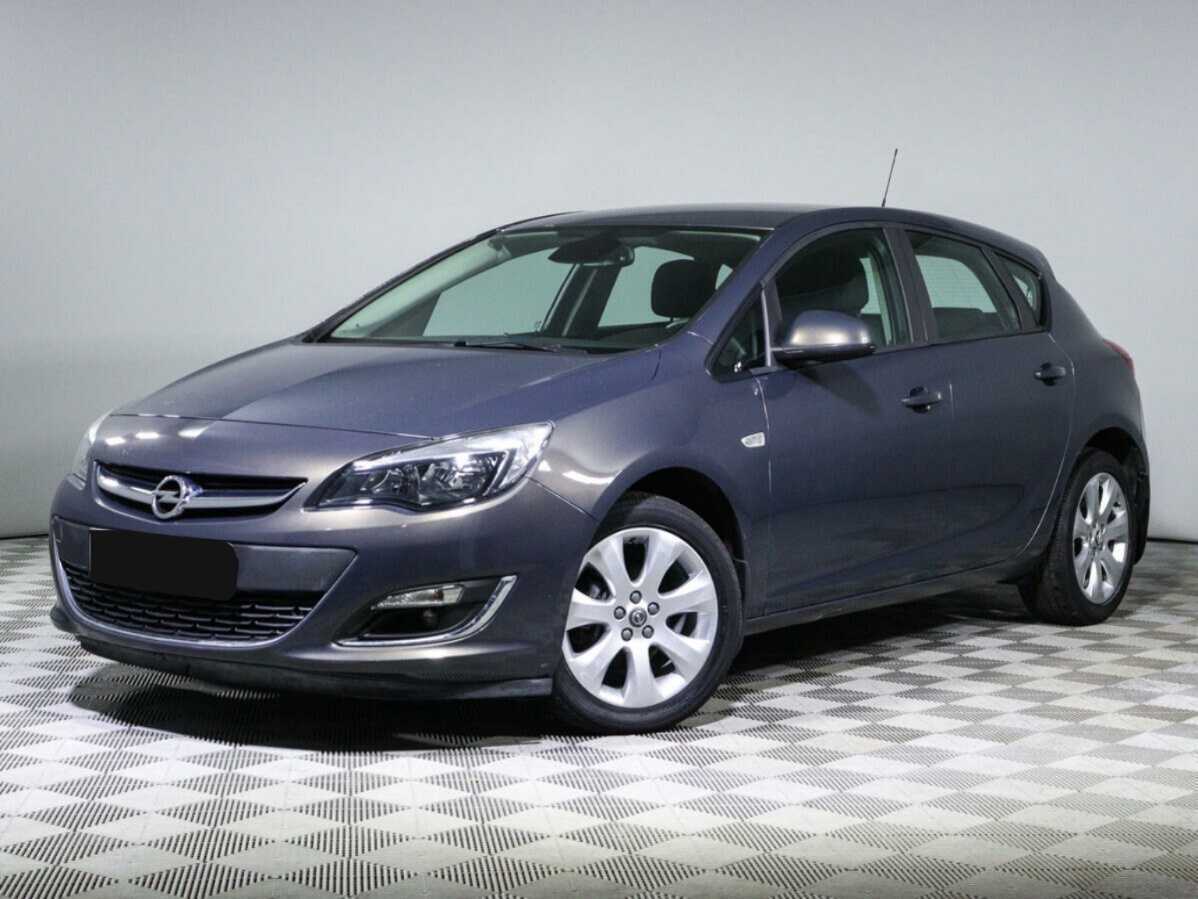 Opel Astra с пробегом — 2012 год. Фото: #0