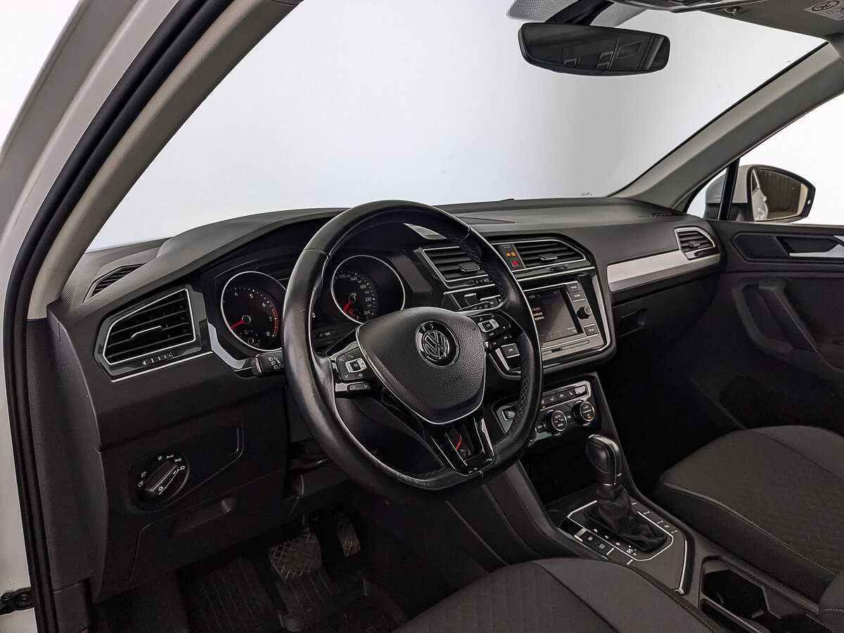 Volkswagen Tiguan с пробегом — 2018 год. Фото: #14