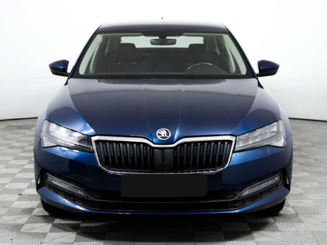 Skoda Superb с пробегом — 2020 год. Фото: #1