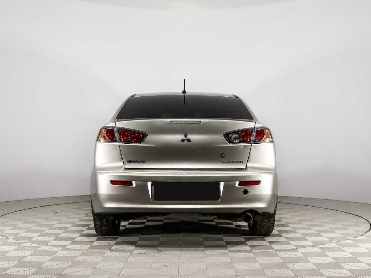 Mitsubishi Lancer с пробегом — 2012 год. Фото: #4