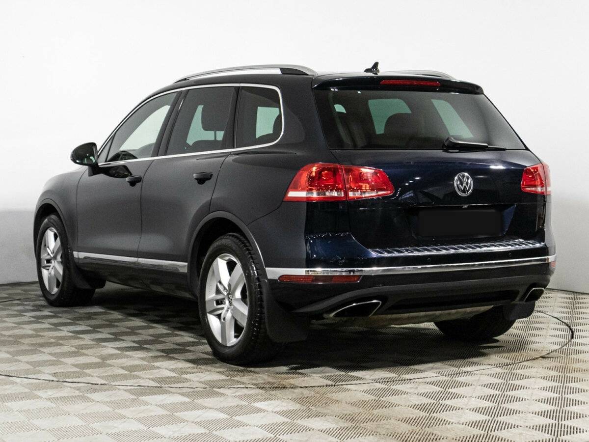 Volkswagen Touareg с пробегом — 2016 год. Фото: #6