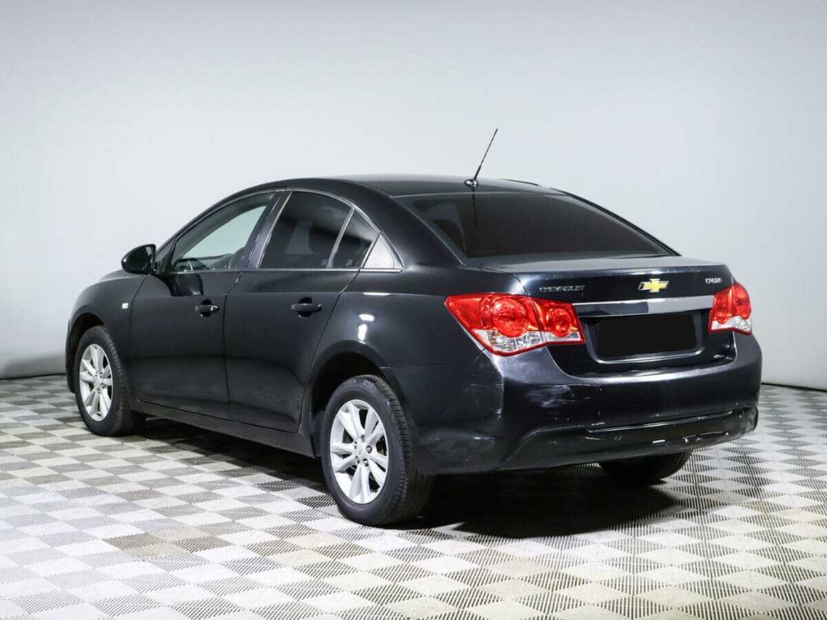Chevrolet Cruze с пробегом — 2013 год. Фото: #5