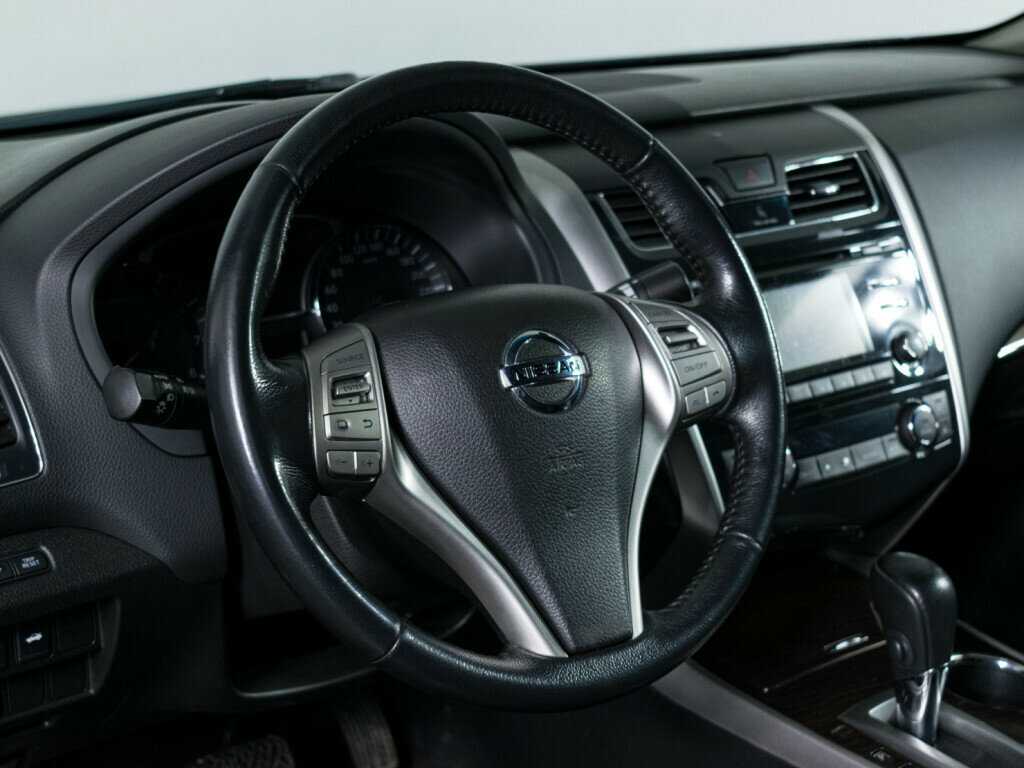 Nissan Teana с пробегом — 2014 год. Фото: #11