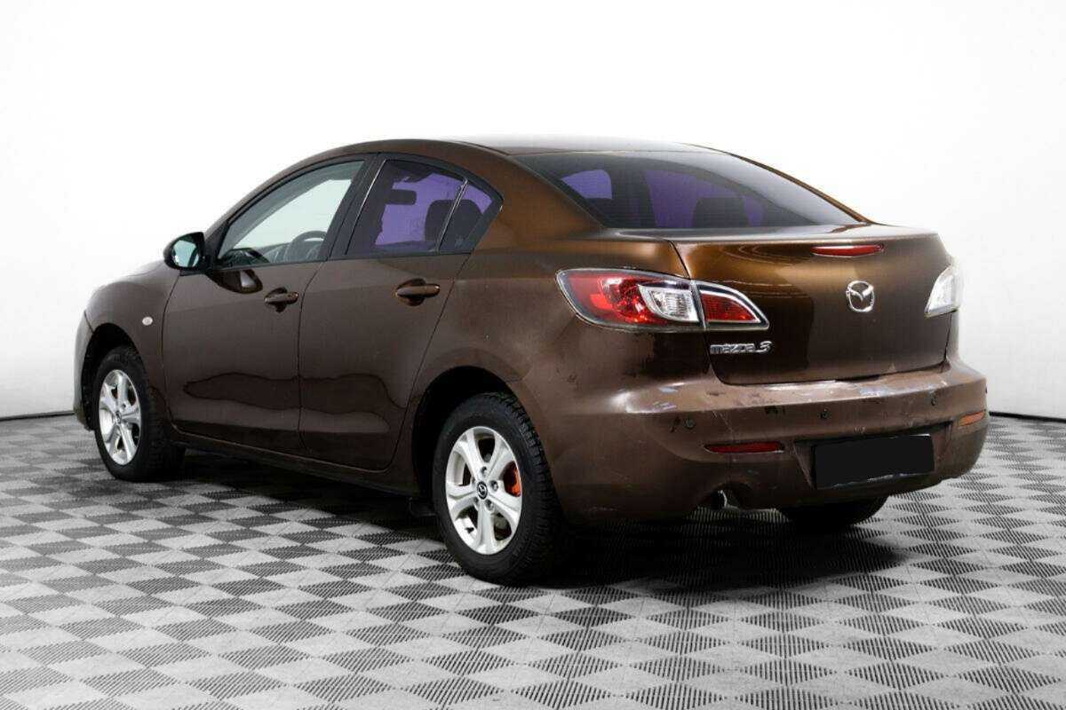 Mazda 3 с пробегом — 2013 год. Фото: #5