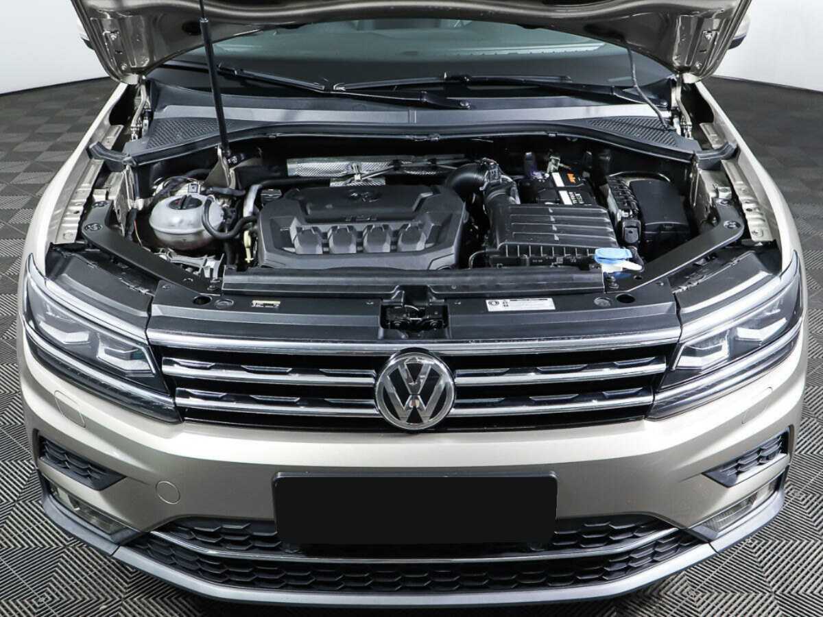 Volkswagen Tiguan с пробегом — 2017 год. Фото: #8