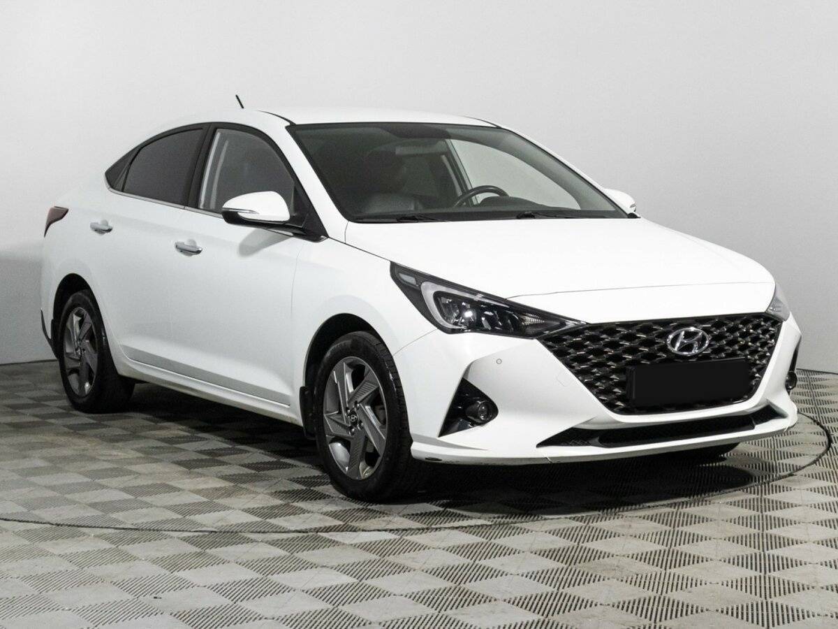Hyundai Solaris с пробегом — 2020 год. Фото: #2