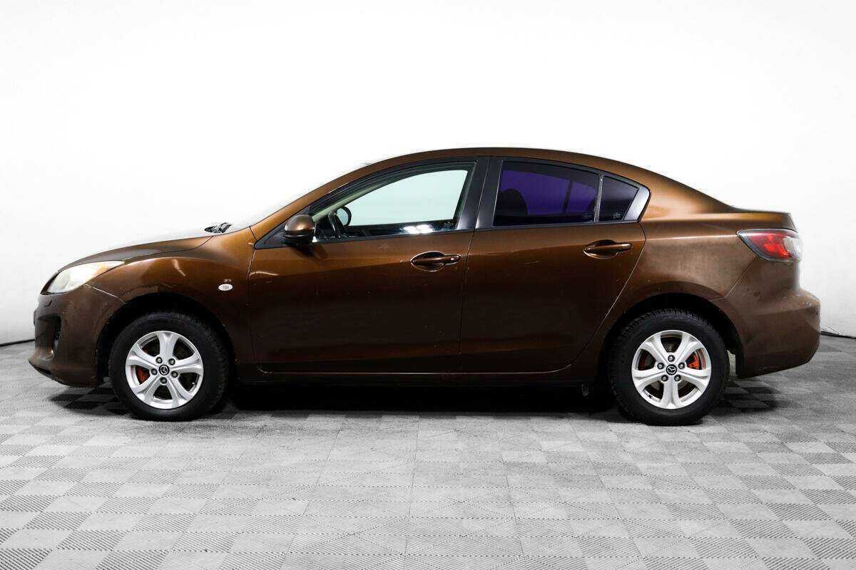 Mazda 3 с пробегом — 2013 год. Фото: #6