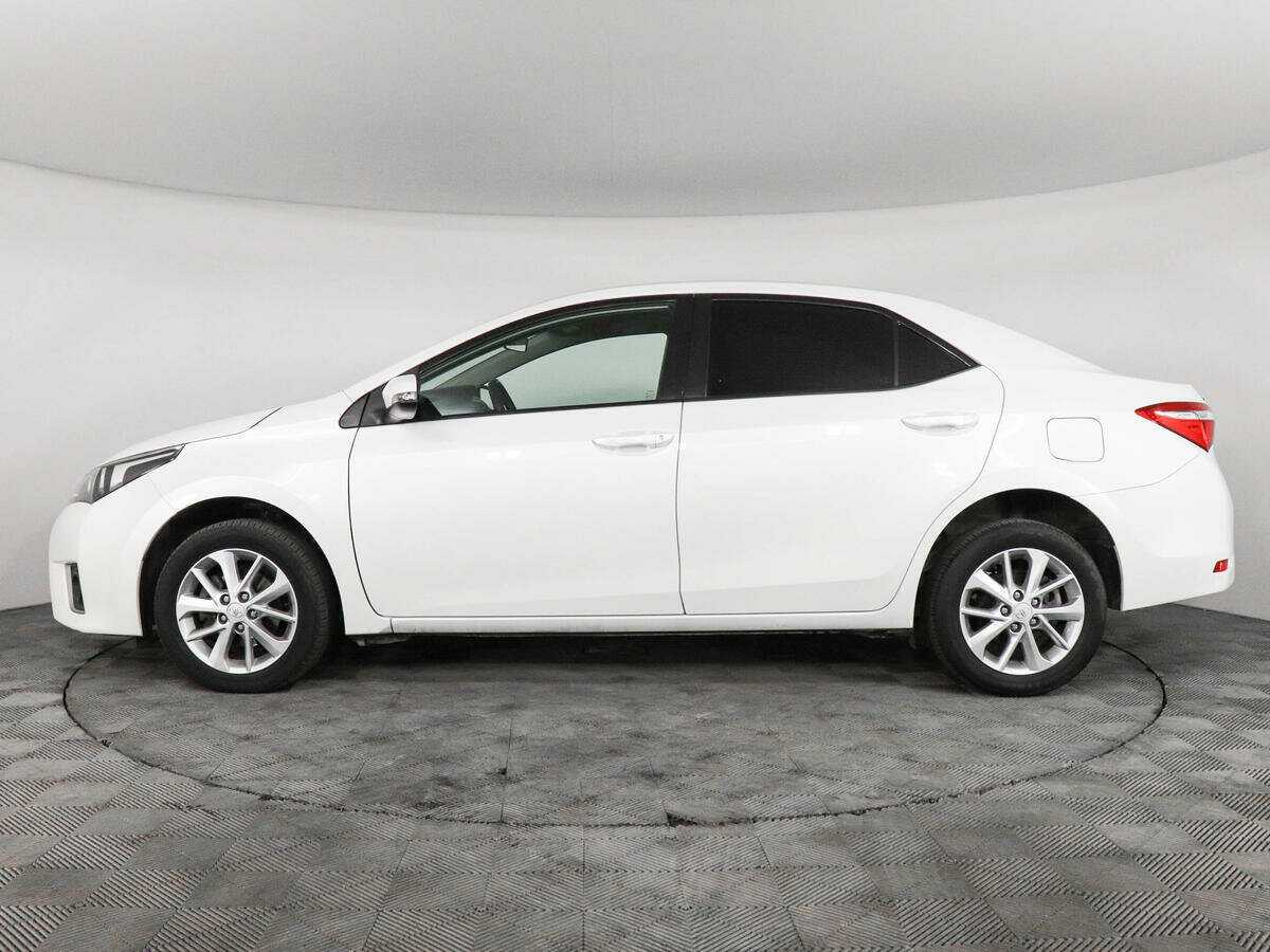 Toyota Corolla с пробегом — 2014 год. Фото: #7