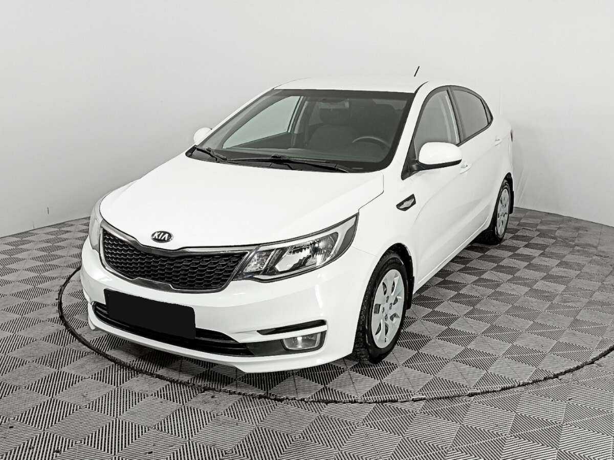 Kia Rio с пробегом — 2015 год. Посмотреть фото