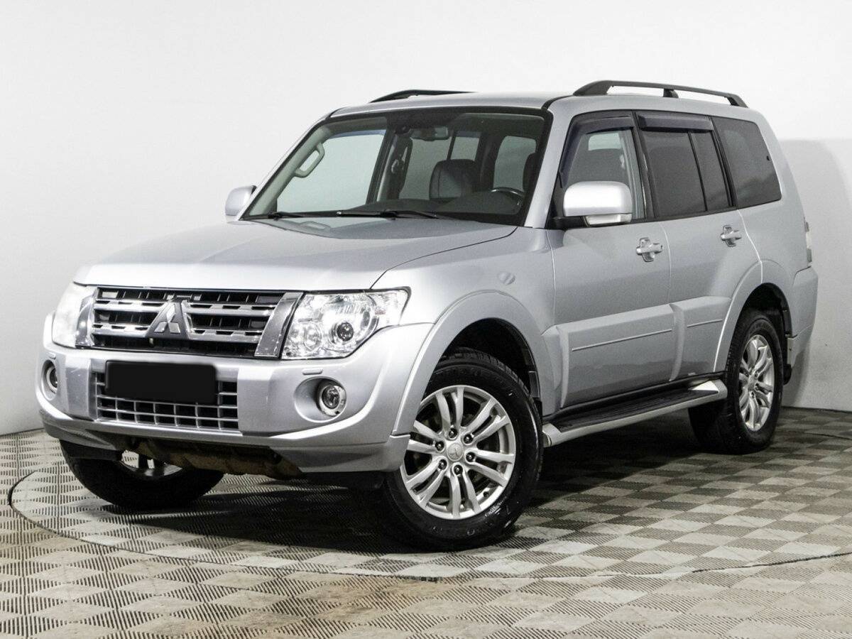 Mitsubishi Pajero с пробегом — 2012 год. Посмотреть фото