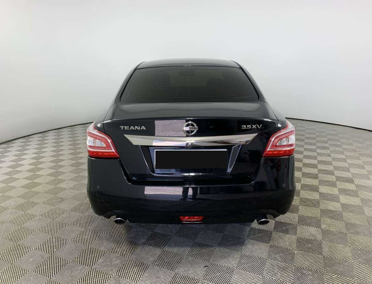 Nissan Teana с пробегом — 2015 год. Фото: #5