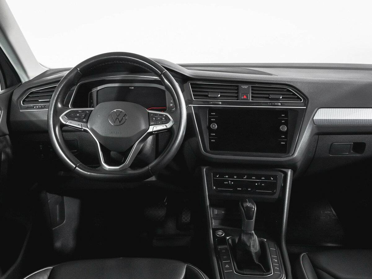 Volkswagen Tiguan с пробегом — 2021 год. Фото: #11