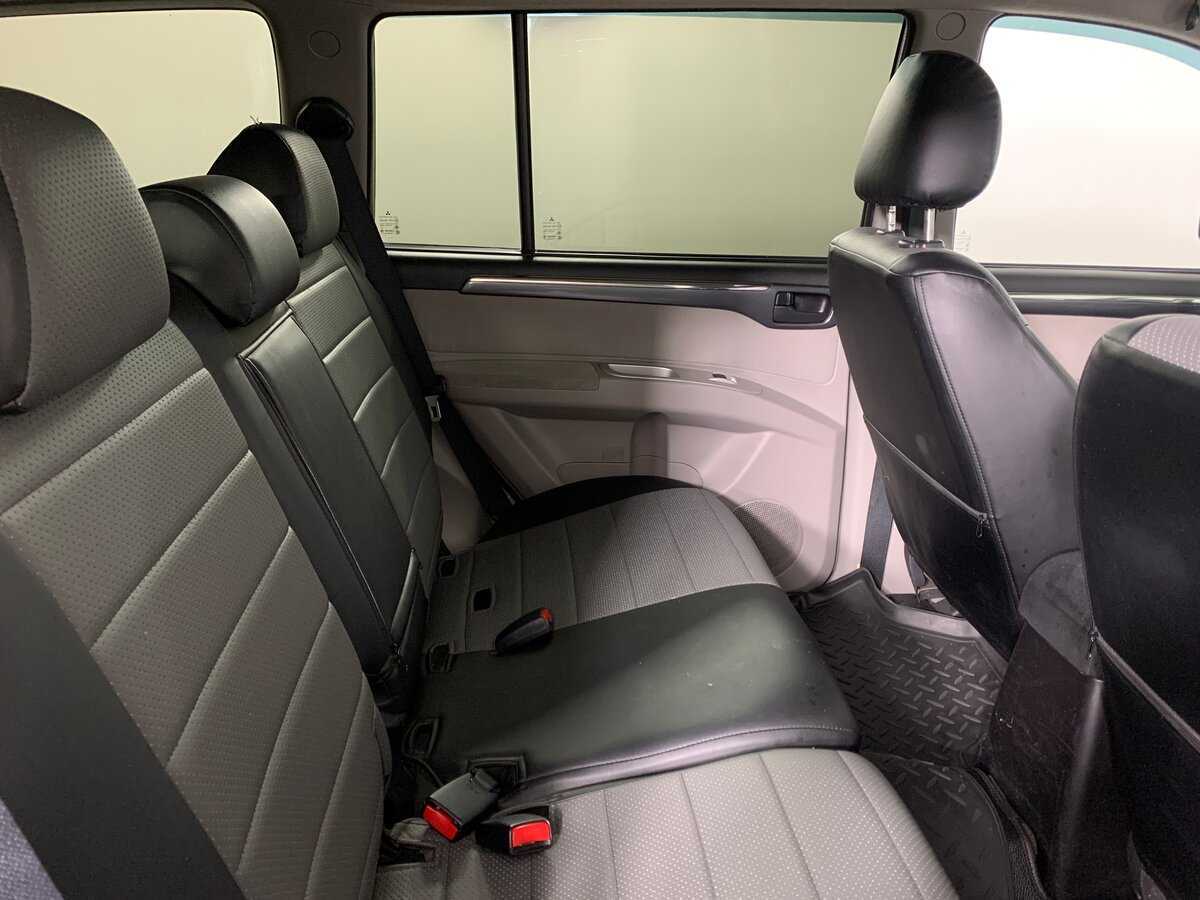 Mitsubishi Pajero Sport с пробегом — 2014 год. Фото: #17