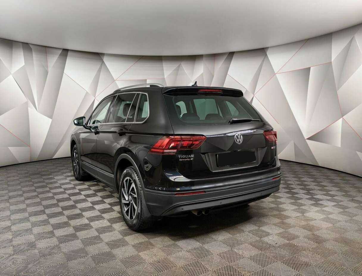 Volkswagen Tiguan с пробегом — 2018 год. Фото: #3