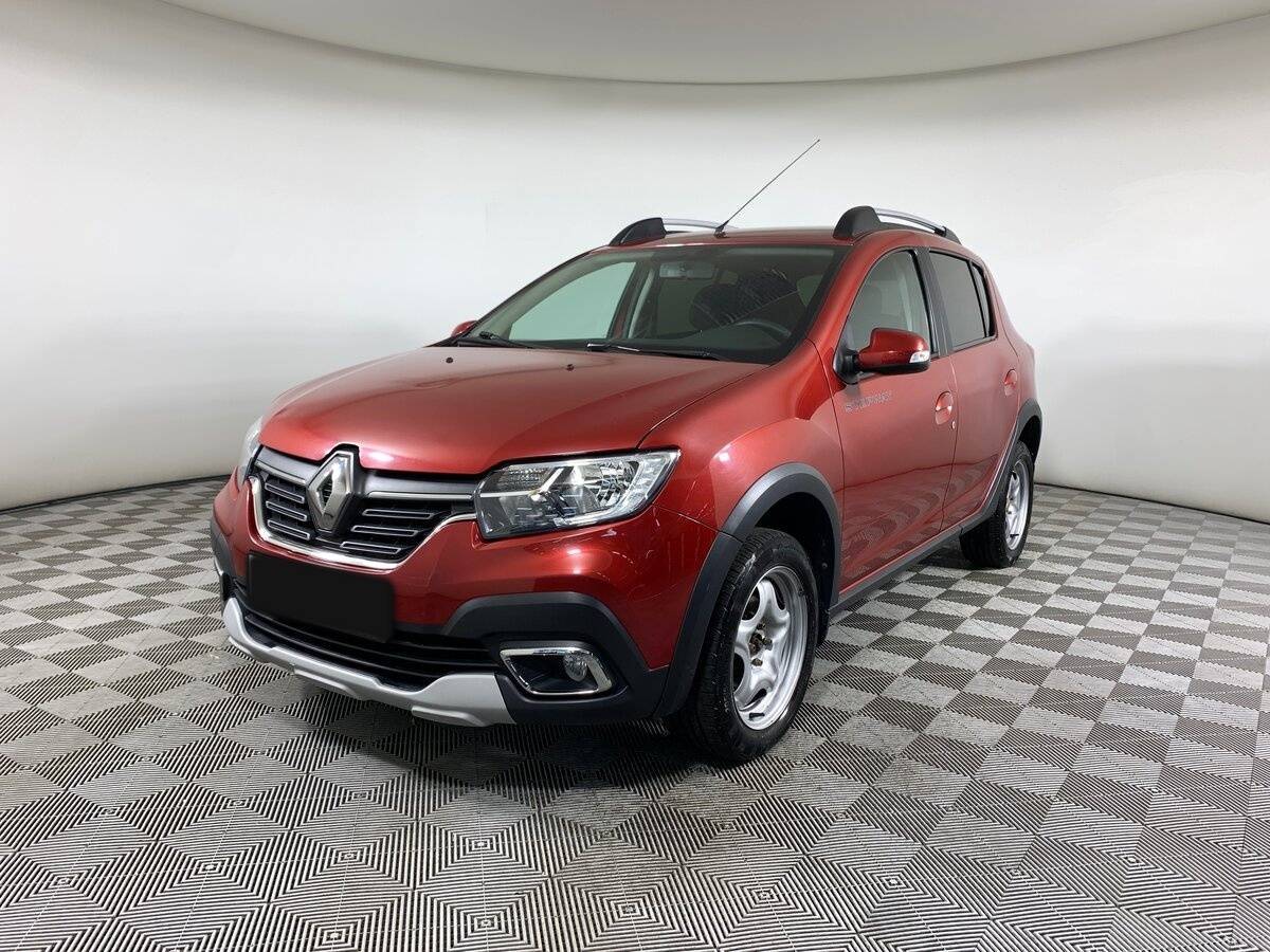 Renault Sandero с пробегом — 2021 год. Посмотреть фото