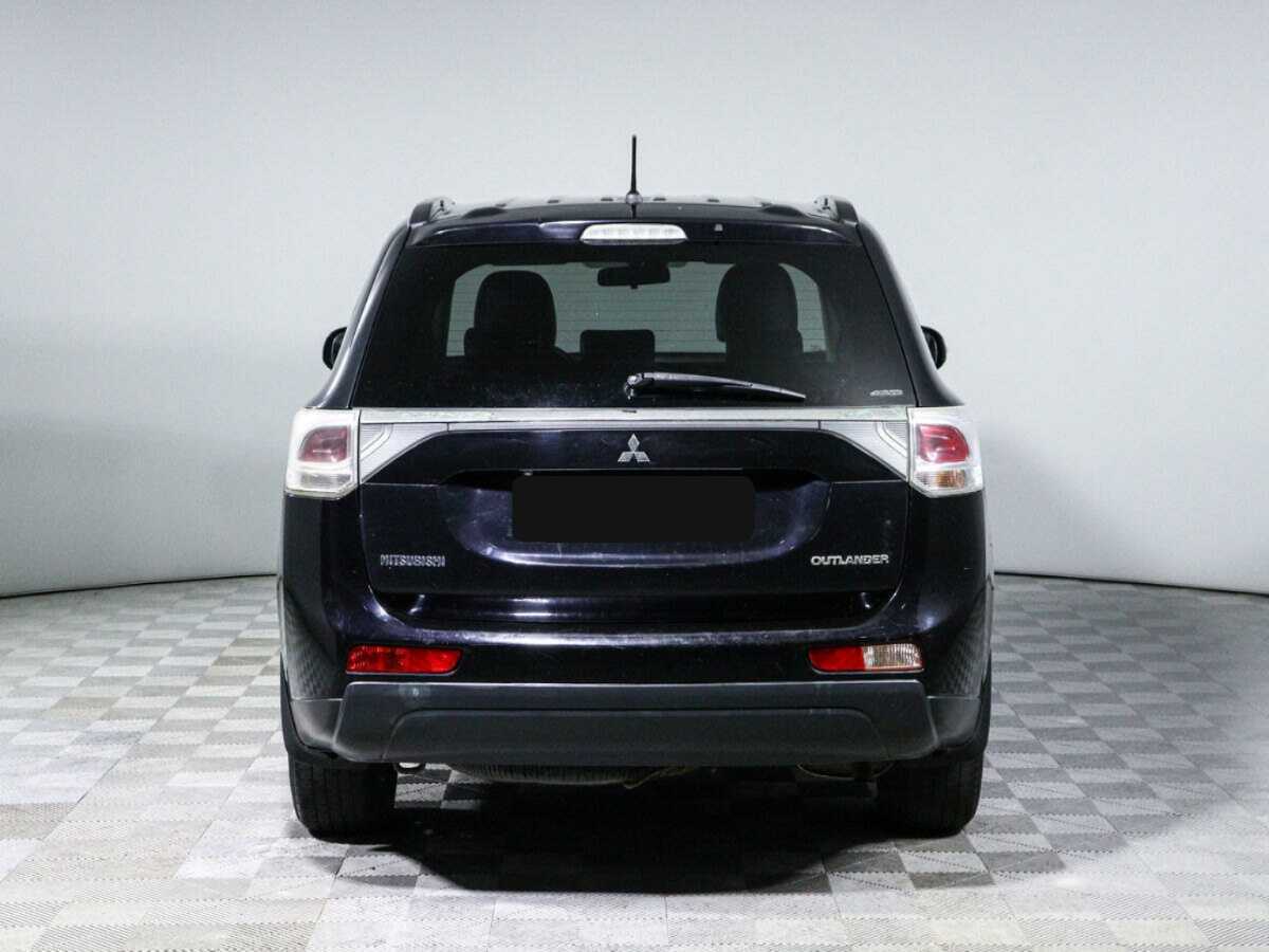 Mitsubishi Outlander с пробегом — 2012 год. Фото: #4