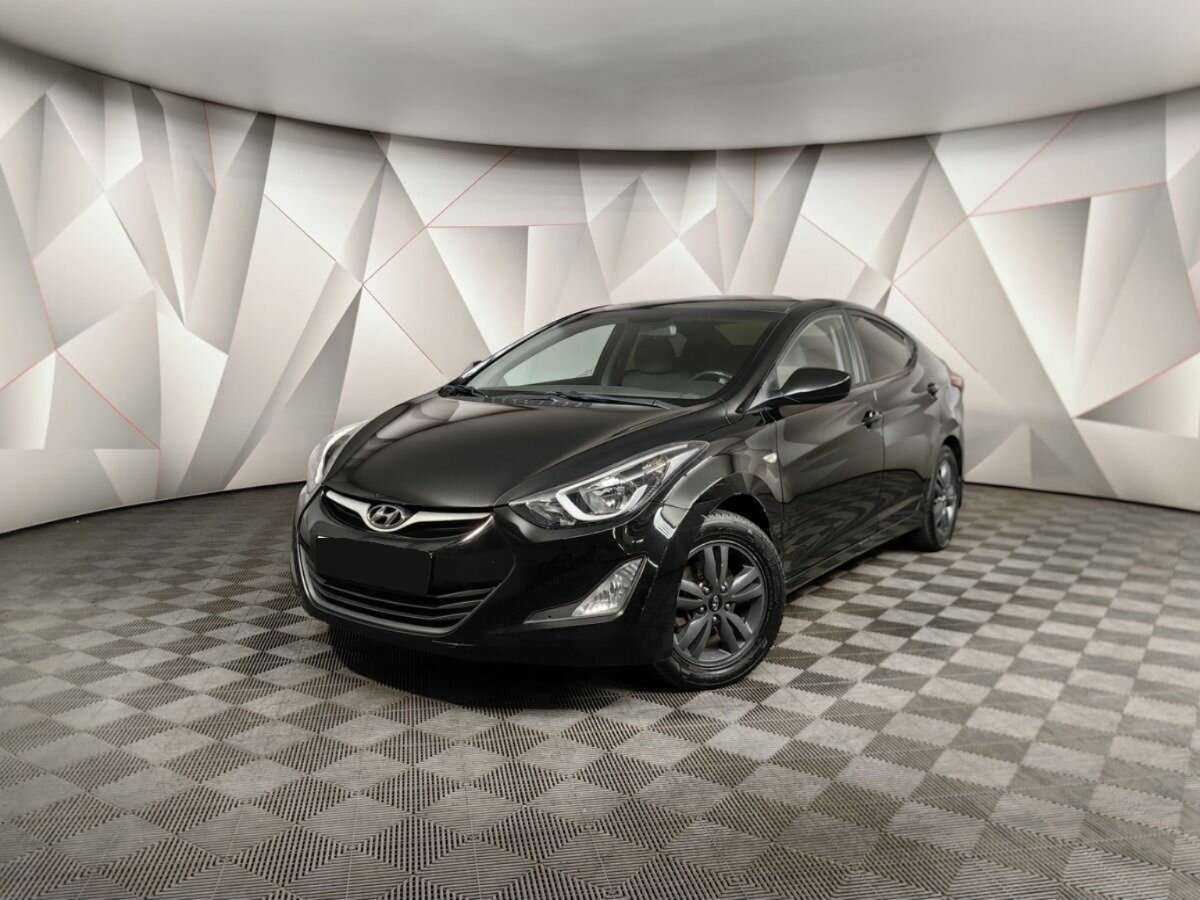 Hyundai Elantra с пробегом — 2015 год. Фото: #0