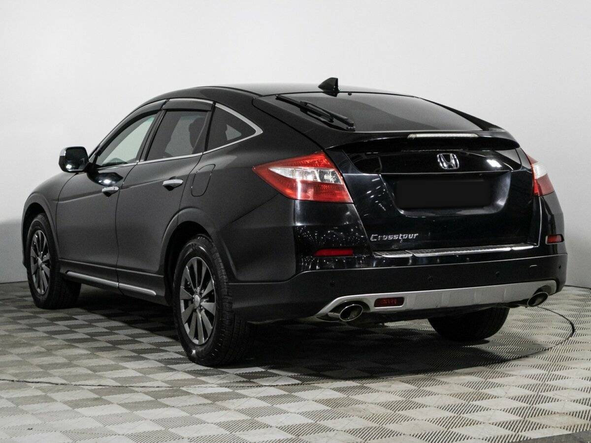 Honda Crosstour с пробегом — 2013 год. Фото: #6