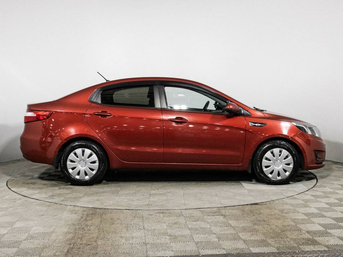 Kia Rio с пробегом — 2014 год. Фото: #3