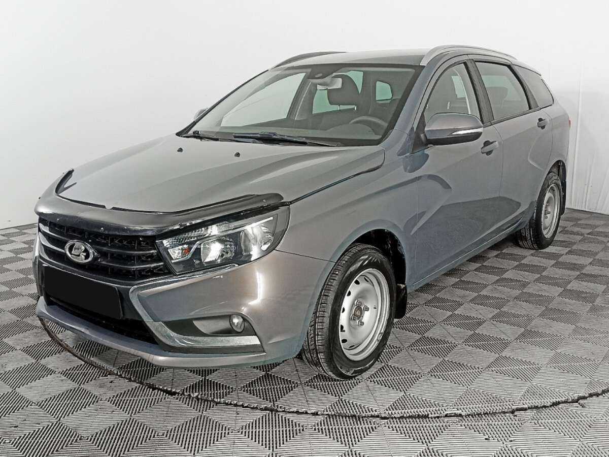 Lada (ВАЗ) Vesta с пробегом — 2017 год. Посмотреть фото