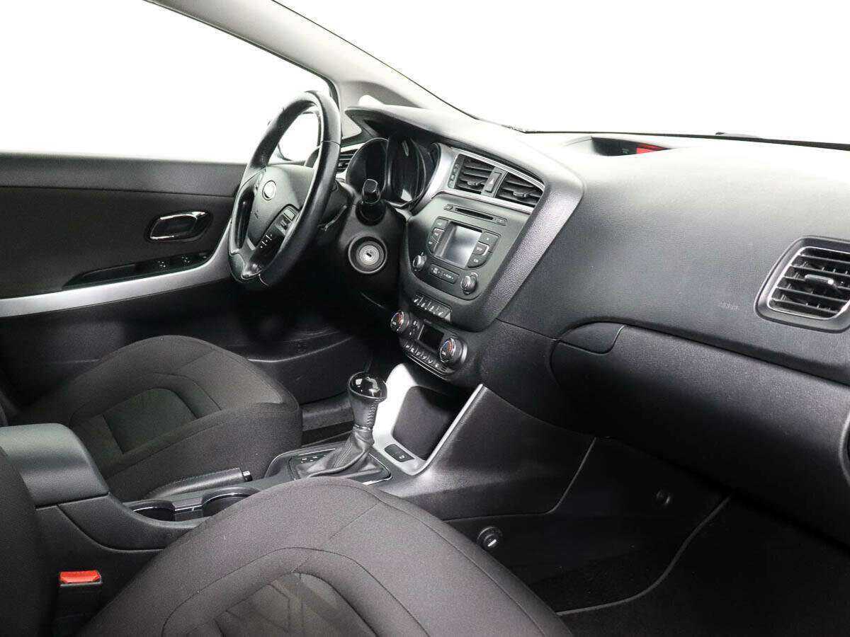 Kia Ceed с пробегом — 2017 год. Фото: #5