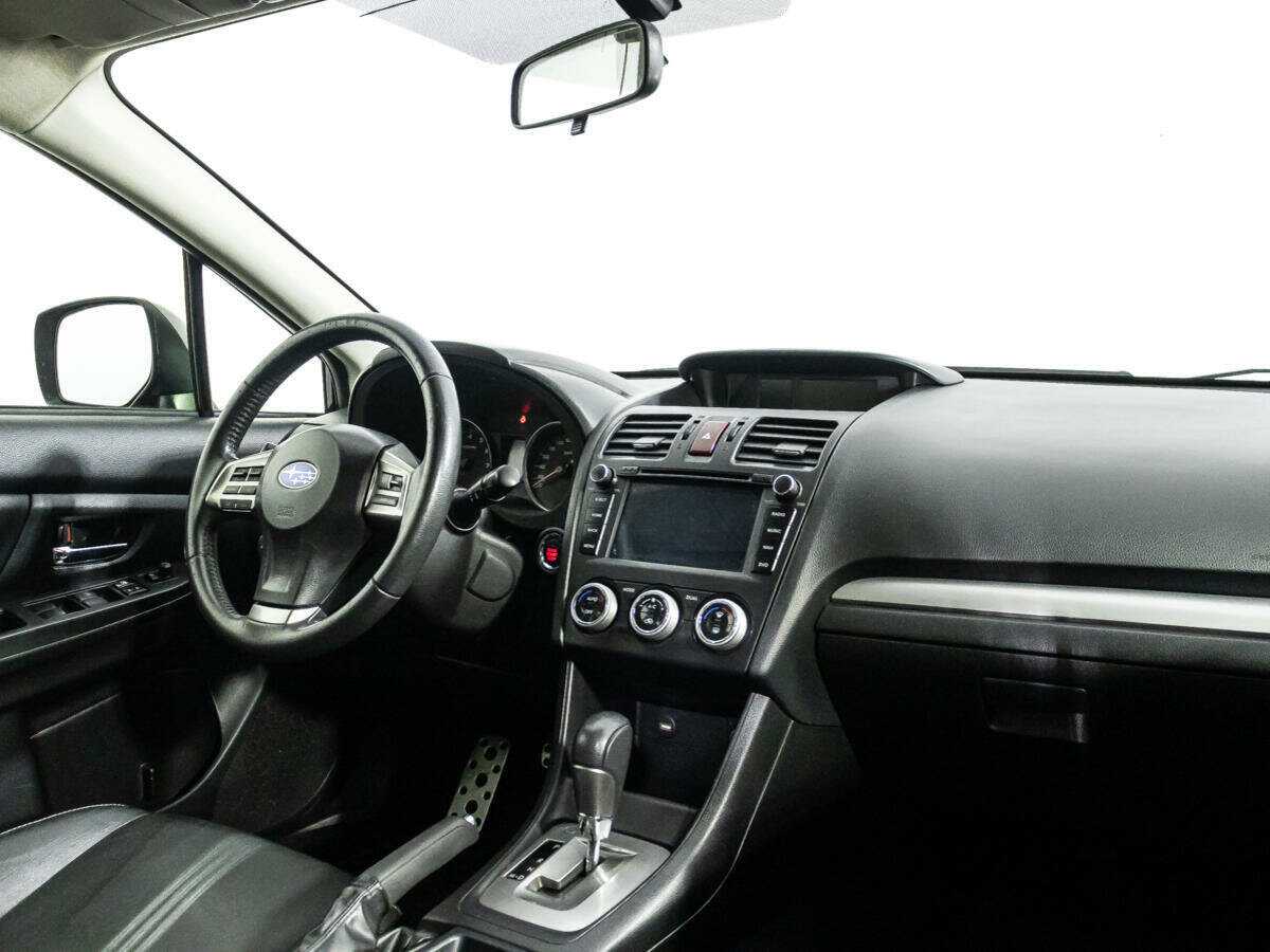 Subaru XV с пробегом — 2014 год. Фото: #8