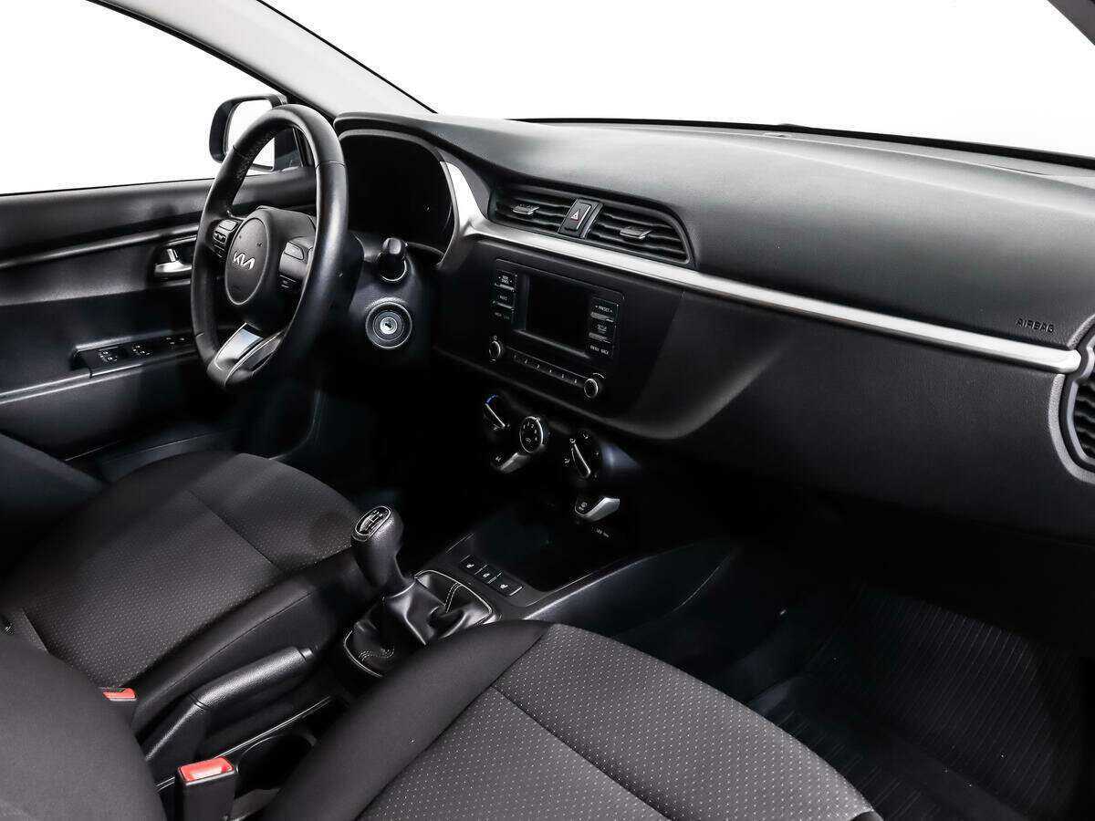 Kia Rio с пробегом — 2021 год. Фото: #10