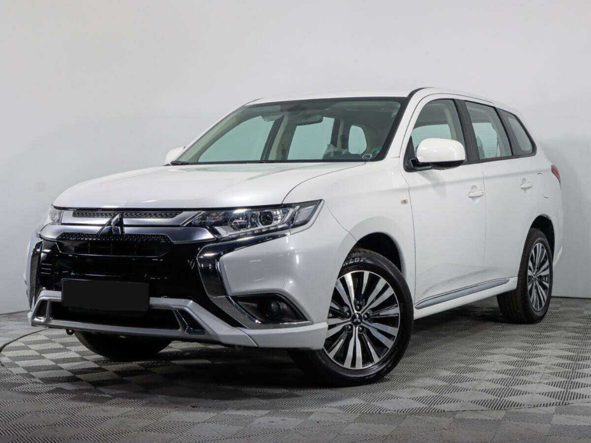 Mitsubishi Outlander с пробегом — 2022 год. Фото: #0