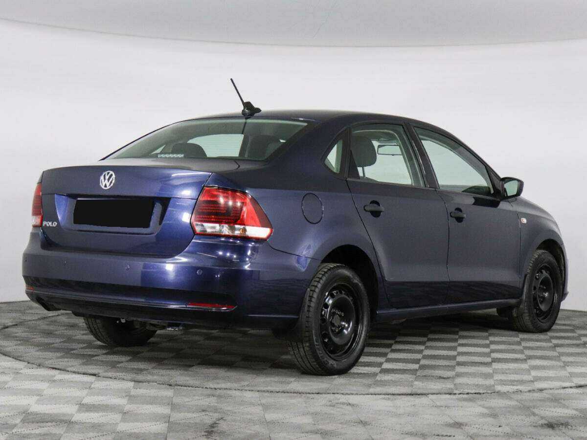 Volkswagen Polo с пробегом — 2017 год. Фото: #4