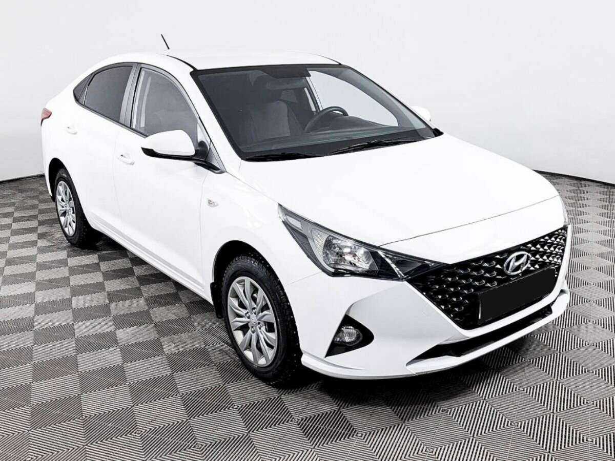 Hyundai Solaris с пробегом — 2021 год. Фото: #2