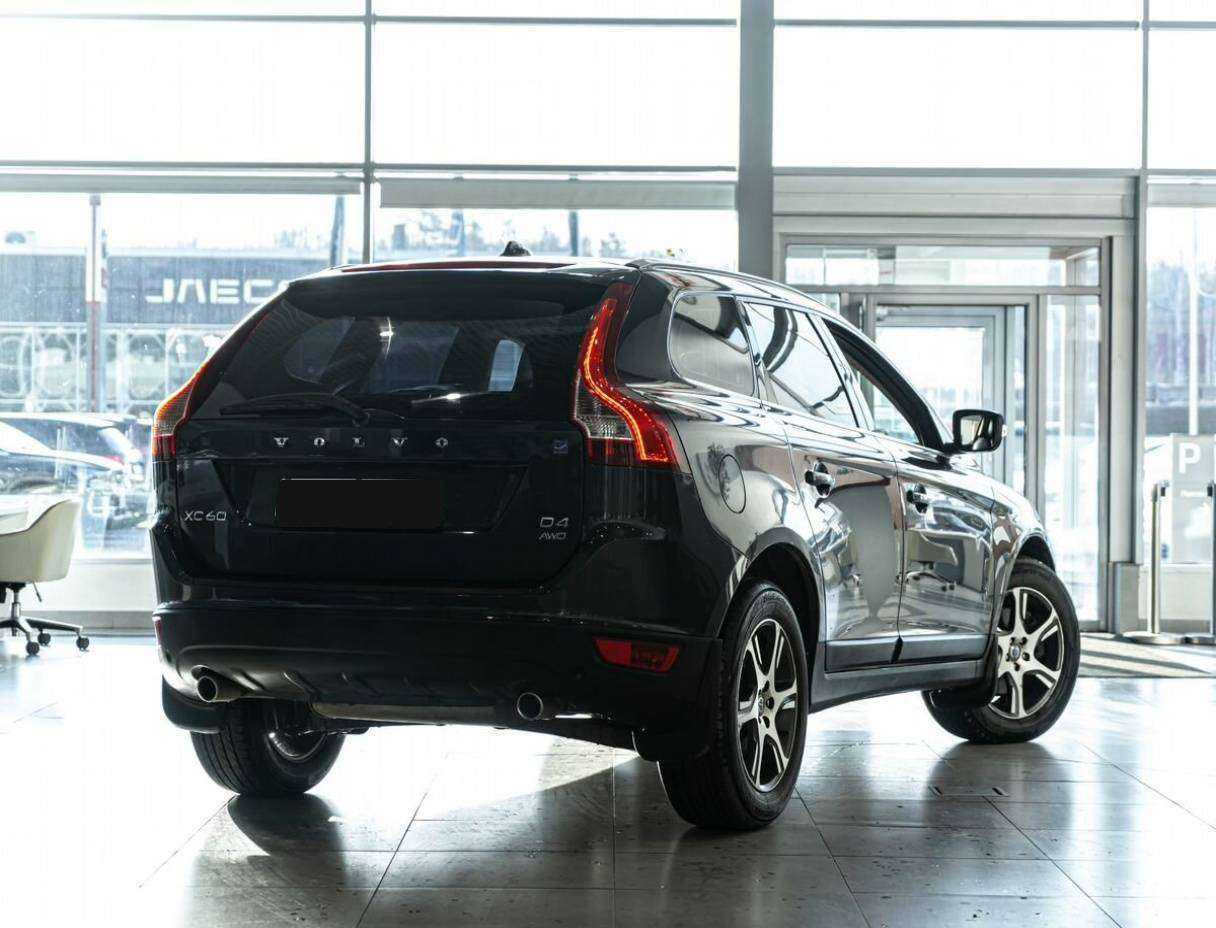 Volvo XC60 с пробегом — 2012 год. Фото: #2