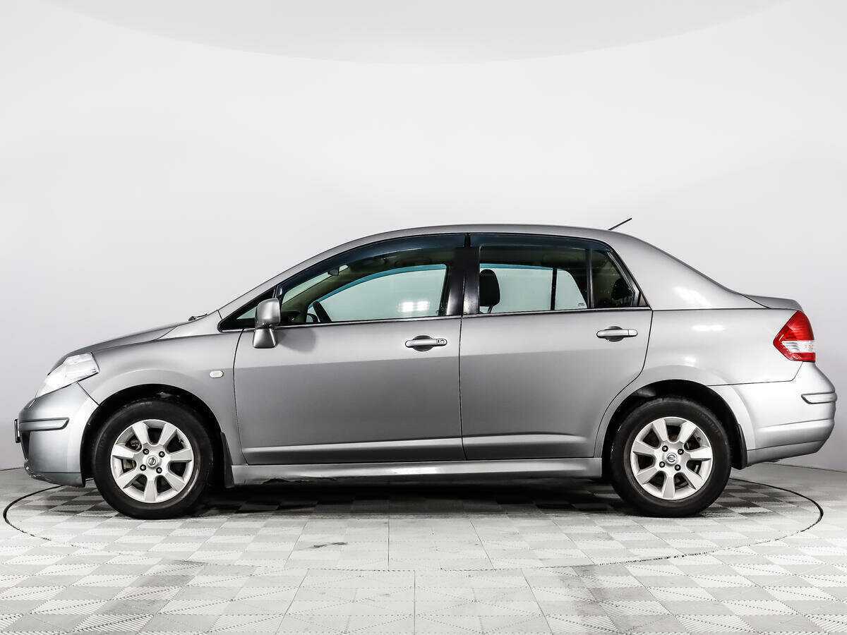 Nissan Tiida с пробегом — 2012 год. Фото: #7