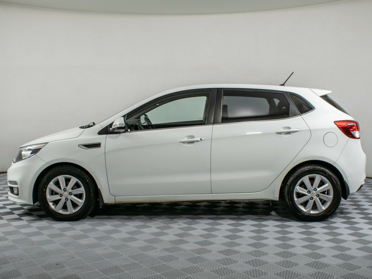 Kia Rio с пробегом — 2016 год. Фото: #7